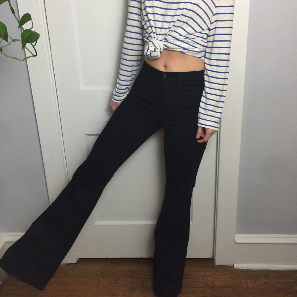 Madewell Black Flea Market Flare Denim Jeans - Picture 2 of 8